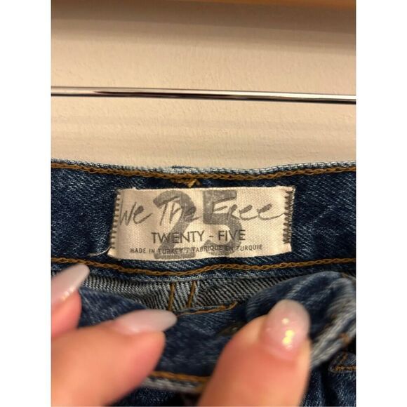 NWT Free People Denim Cut-off Mini Shorts 25 in Deep Sea wash distressed western - Picture 4 of 8